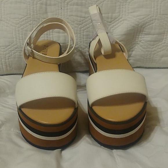 JustFab "Oh Behave" Platform Sandal 7.5 - Picture 8 of 9